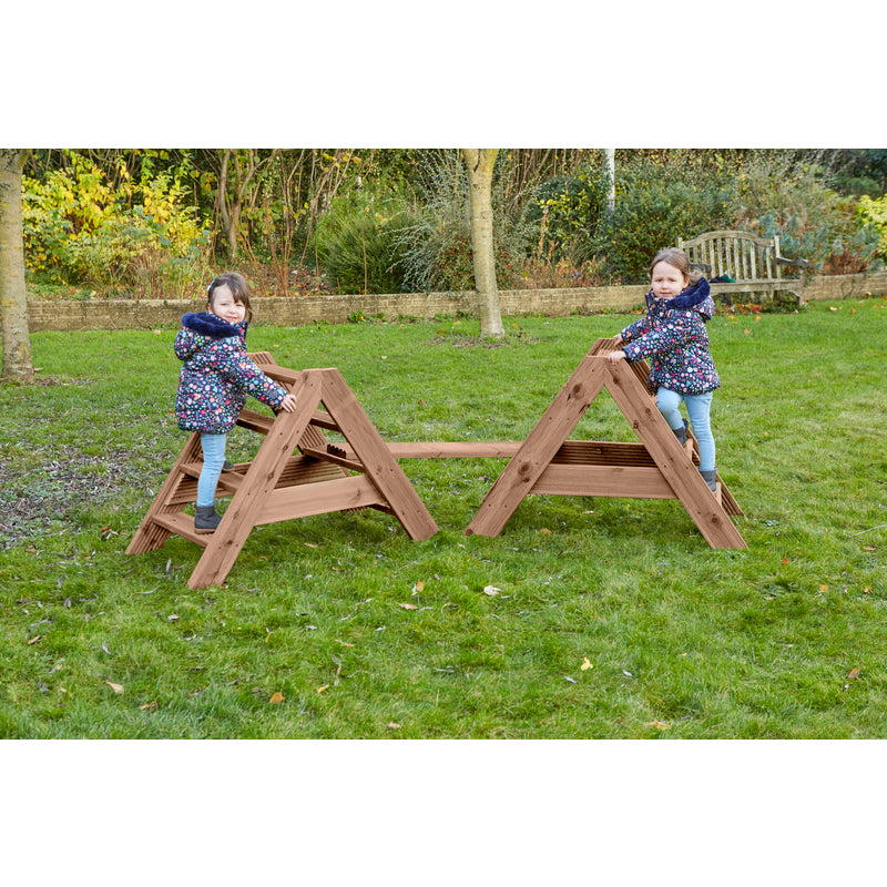 Einfach stabiles Treppenset (2 Rahmen & 2 Planken)