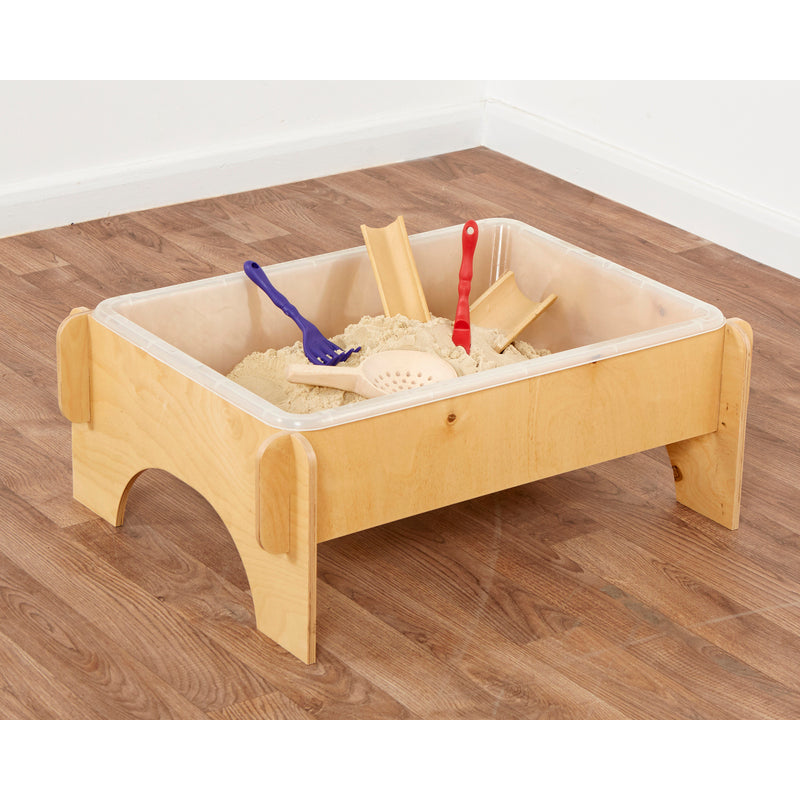 Niedriger Sandkasten mit Tablett