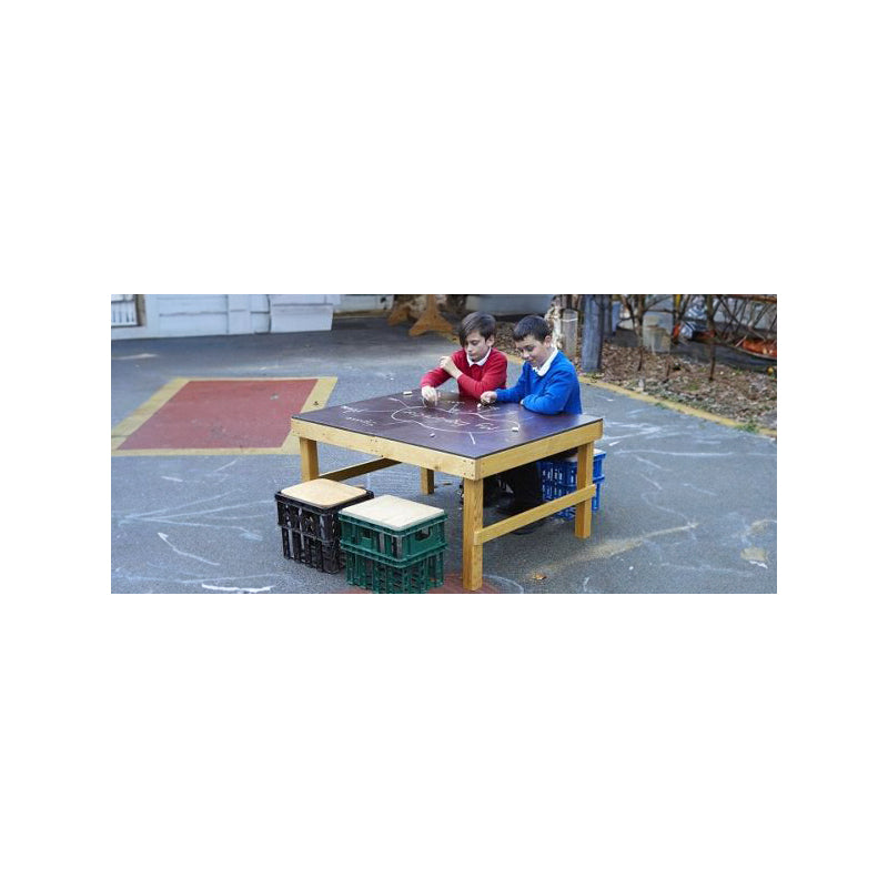 KS1 Kiste Kreidetisch mit Kistenstühlen (Tisch & 4 Stühle)